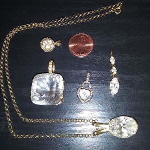 Necklace with 5 charms